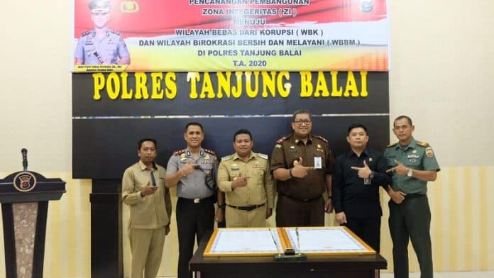 dihadiri_wali_kota_tanjungbalai_kapolres_canangkan_zona_integrasi_wbk_dan_wbbm