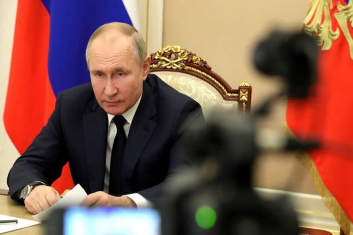 diisukan_sakit_parah_keberadaan_putin_dipertanyakan