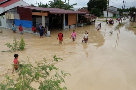 dikepung_banjir_harga_pangan_diprediksi_melonjak