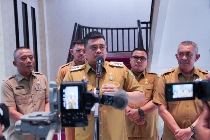 dinilai_gagal_wali_kota_bobby_nasution_minta_kontraktor_lampu_pocong_kembalikan_uang_proyek_rp21_miliar