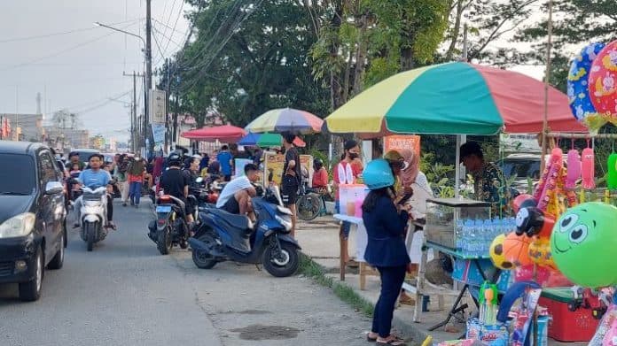 dinkes_medan_awasi_pedagang_takjil_dan_ingatkan_kebersihan_dagangan