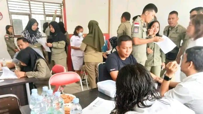 dinkes_ppkb_batu_bara_lakukan_deteksi_dini_faktor_risiko_penyakit_tidak_menular_di_opd