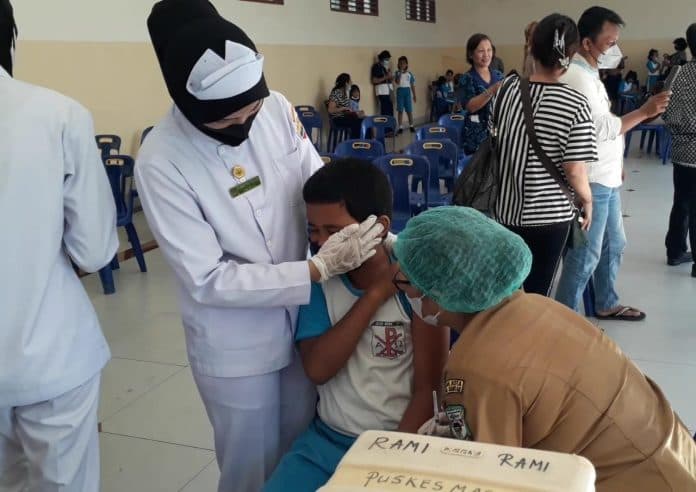 dinkes_siantar_gelar_vaksinasi_rubela_bagi_pelajar_sd