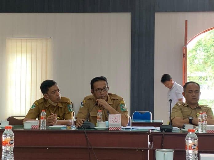 dinkes_simalungun_akan_ajukan_perpanjangan_insentif_vaksinator
