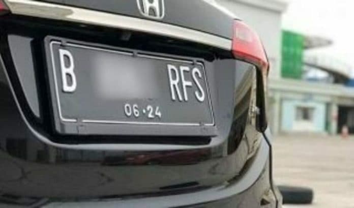 diprotes_polri_perbaiki_peraturan_nopol_khusus_dan_rahasia