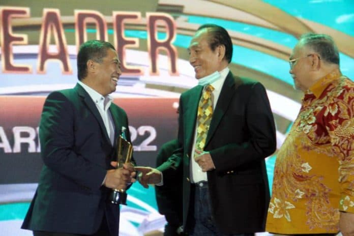 direktur_consumer_btn_dinobatkan_jadi_inspiring_leader