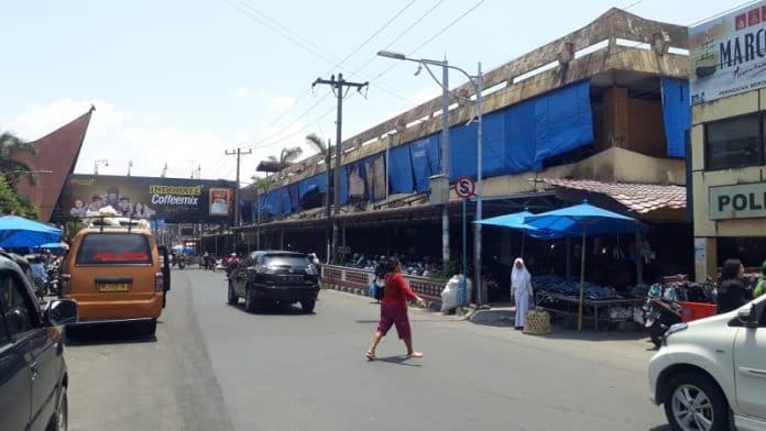 direktur_pd_phj_bantah_pasar_horas_tutup_karena_korona