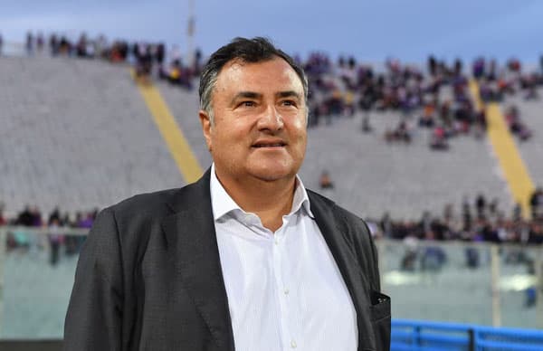 direktur_umum_fiorentina_joe_barone_meninggal_dunia_akibat_serangan_jantung