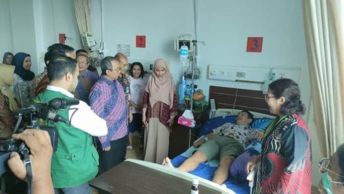 dirjen_yankes_dukung_transformasi_rs_adam_malik_dalam_bedah_jantung
