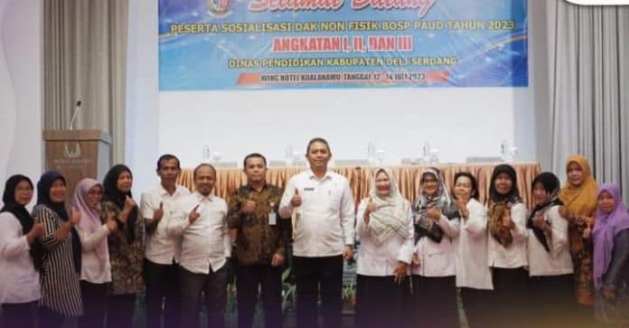 disdik_deli_serdang_sosialisasi_dak_non_fisik_di_wing_hotel_kualanamu