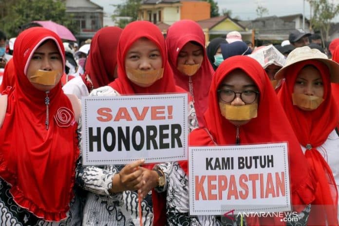 disdik_dki_jakarta_bicara_soal_pemecatan_ratusan_guru_honorer