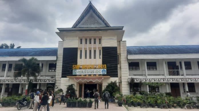 disdik_simalungun_umumkan_perpanjangan_jadwal_dan_perubahan_link_ppdb_smp_negeri