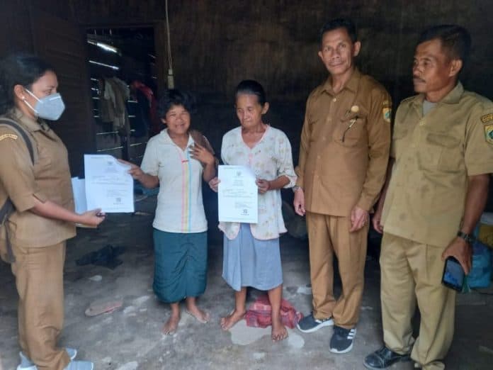 disdukcapil_pakpak_bharat_layani_administrasi_kependudukan_bagi_disabilitas