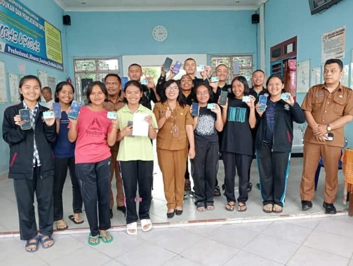 disdukcapil_simalungun_15605_penduduk_lakukan_aktivasi_ikd