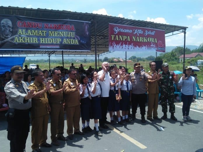 disebut_kampung_narkoba_warga_negeri_tambunan_deklarasi_perangi_narkoba
