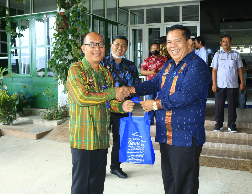 diseminasi_layanan_kewarganegaraan_dan_pewarganegaraan_digelar_di_samosir