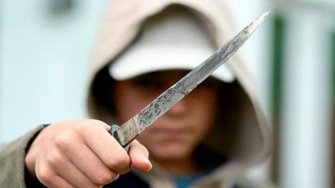 diserang_sekelompok_orang_pemuda_di_depok_tewas_disabet_sajam