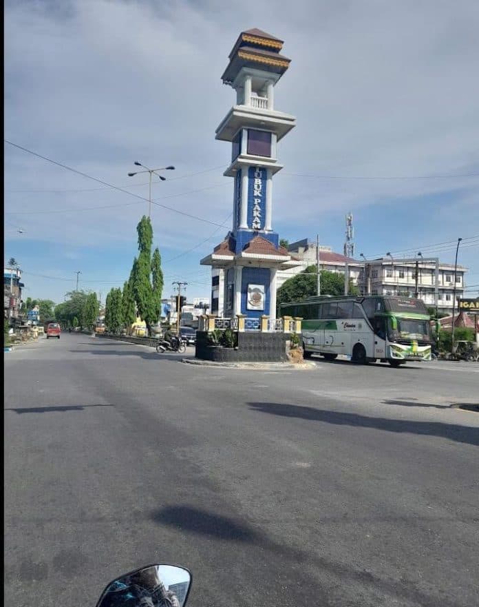 disesalkan_oknum_polantas_polrestas_deli_serdang_rampas_kunci_pengendara_sepeda_motor