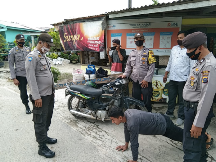 disiplin_lemah_kapolsek_indrapura_rutin_gelar_operasi_yustisi