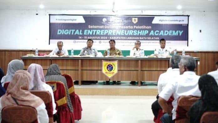 diskominfo_labusel_gelar_workshop_digital_entrepreneurship_academy