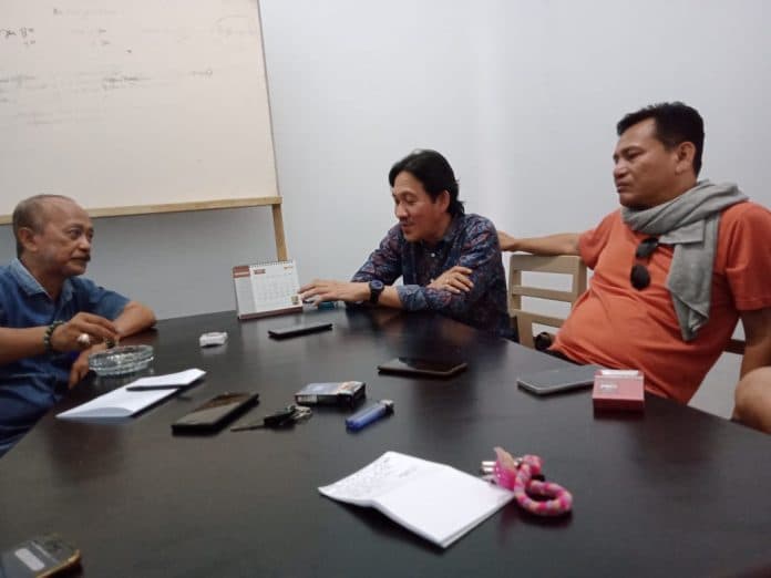 diskusi_sineas_film_di_harian_mistar_film_sumut_berkembang_filmmaker_masih_berbenah
