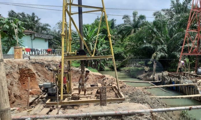 disoroti_pembangunan_jembatan_lima_puluh_simpang_dolok_berbiaya_rp18_miliar