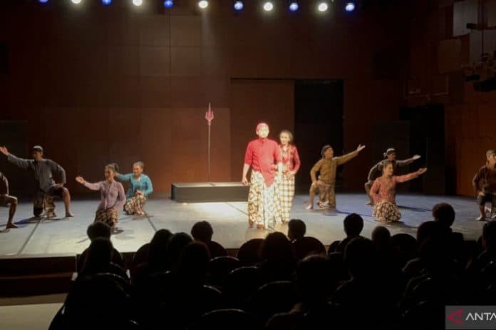 ditampilkan_di_jepang_ketoprak_berjudul_sekar_pembayun_memperkenalkan_tokoh_yogyakarta
