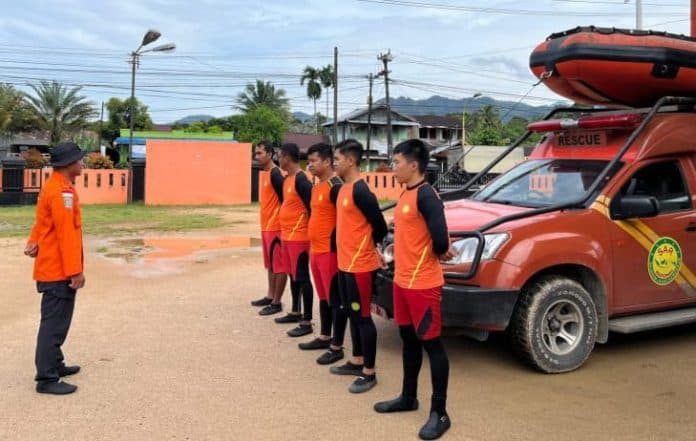 diterjang_badai_petugas_sar_cari_nelayan_hilang_di_perairan_pulau_sorkam
