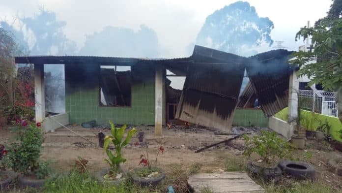 ditinggal_berladang_rumah_janda_tua_di_dairi_hangus_terbakar