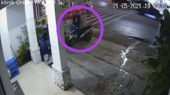 ditinggal_saat_rapid_test_antigen_sepeda_motor_pasutri_dicuri_di_medan