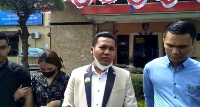 dituding_mau_memeras_selebgram_kanit_reskrim_polsek_percut_sei_tuan_dilaporkan