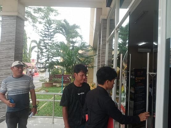 dituduh_aniaya_wartawan_kapolres_labuhanbatu_dilaporkan