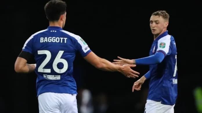 diturunkan_pada_laga_uji_coba_elkan_baggott_bertahan_di_ipswich_town