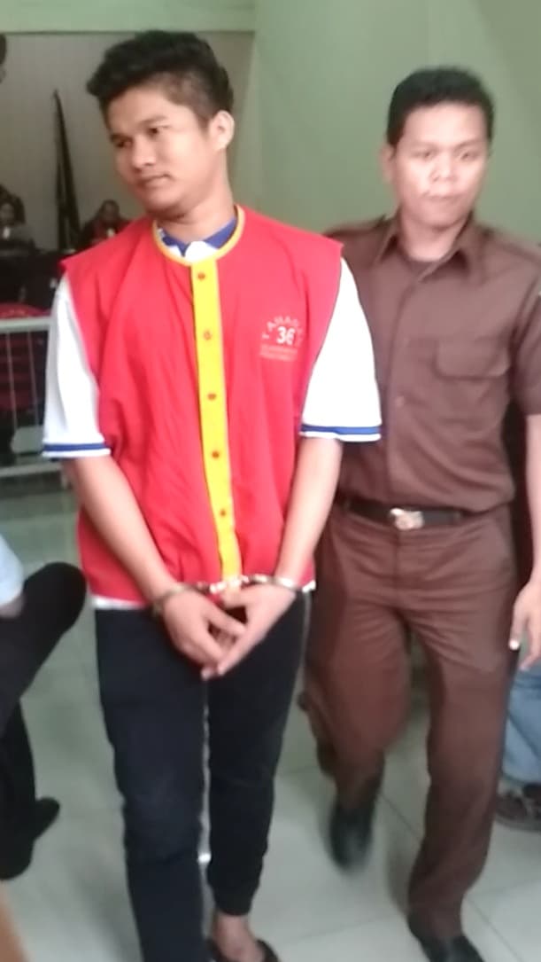 divonis_7_tahun_penjara_terdakwa_narkoba_bilang_pikir_pikir