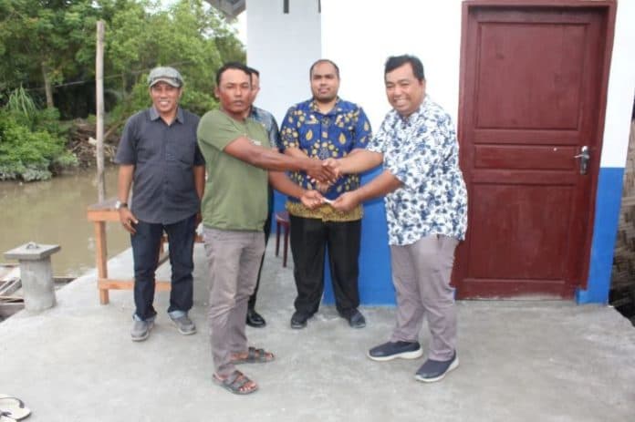 dkp_deli_serdang_berikan_tempat_tambat_sampan_ke_nelayan_pantai_labu