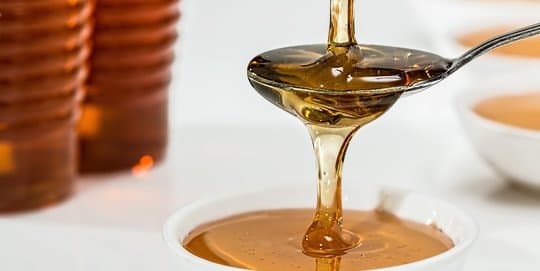 dokter_sarankan_madu_menjadi_tambahan_terakhir_saat_buat_ramuan_herbal