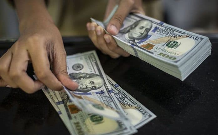 dolar_as_melemah_karena_investor_pertimbangkan_gejolak_perbankan