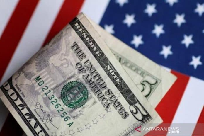 dolar_as_sedikit_berubah_di_tengah_ketidakpastian_brexit