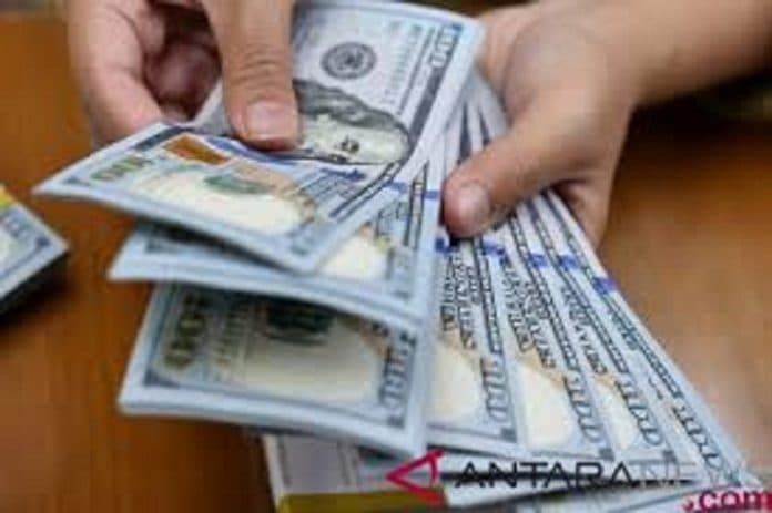 dolar_as_terpuruk_dari_sejumlah_mata_uang_utama
