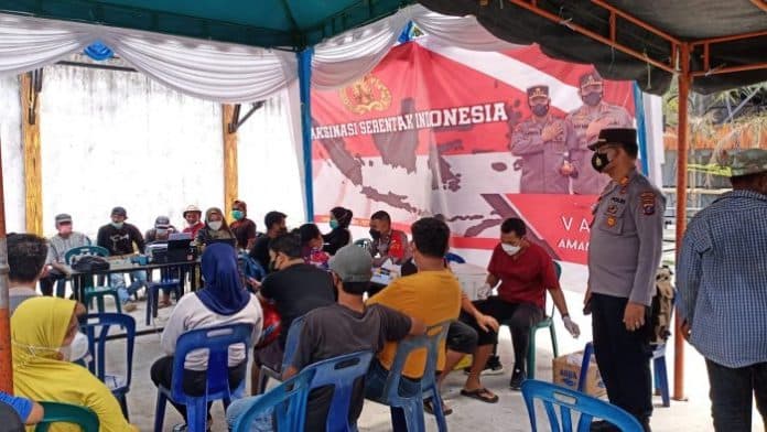 dongkrak_minat_masyarakat_kapolsek_perdagangan_gelar_gebyar_vaksinasi_berhadiah