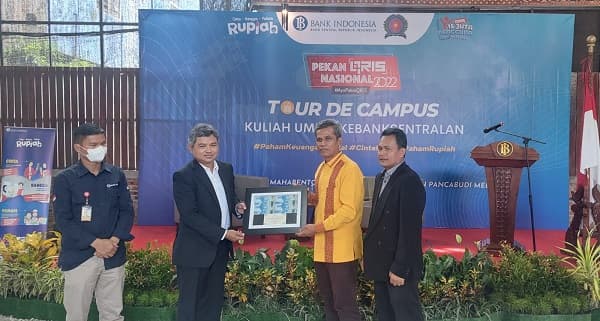 dongkrak_pengguna_bi_sumut_gelar_pekan_qris_nasional_di_universitas_panca_budi