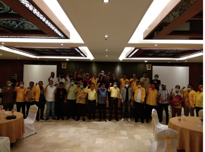 dpd_ii_deklarasikan_dukungan_untuk_yasir_ridho_di_musda_x_golkar_sumut