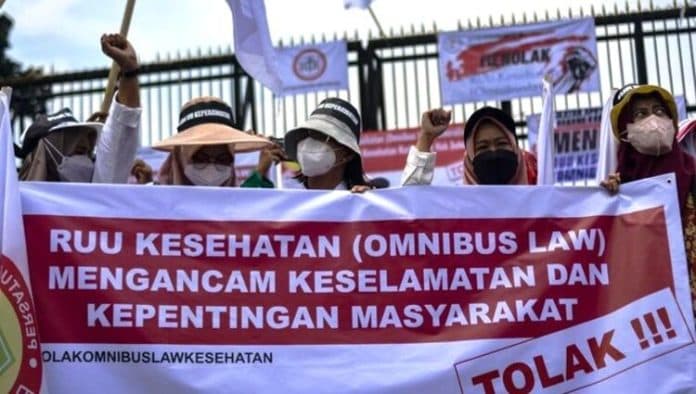 dpr_direncanakan_hari_ini_sahkan_ruu_kesehatan