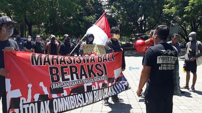 dpr_sahkan_ruu_omnibus_law_ciptaker_jadi_uu_silahkan_baca_apa_saja_isinya