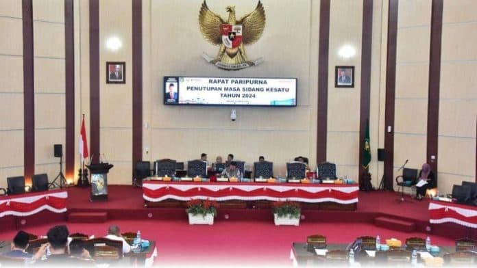 dprd_medan_gelar_rapat_paripurna_penutupan_masa_persidangan_kesatu_tahun_2024