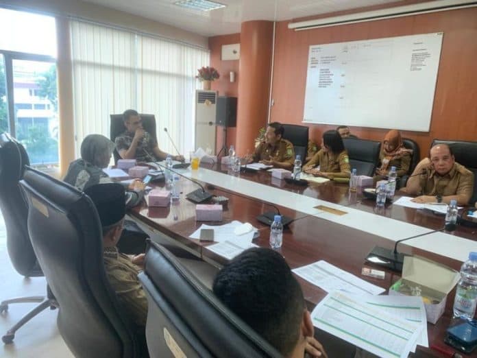 dprd_medan_ingatkan_dmptsp_agar_tidak_biarkan_holywings_beroperasi