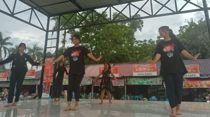 drama_tari_manuk_sihulabu_turun_meriahkan_hut_kota_pematangsiantar_ke_153_tahun