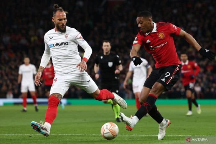 dramatis_sevillla_tahan_imbang_manchester_united
