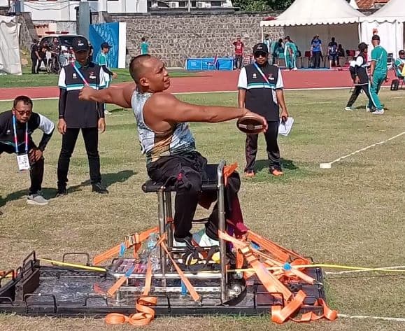 dua_emas_pertama_kontingen_sumut_di_peparnas_xvii