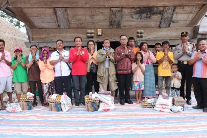 dua_hari_berturut_rumah_terbakar_di_toba_bupati_minta_warga_waspada